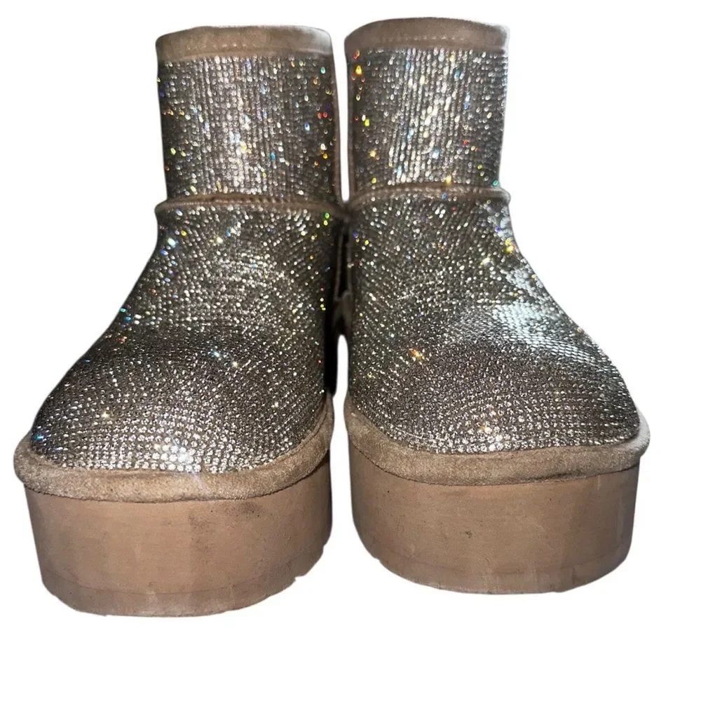 Madden Girl Silver Boots. Size 7 1/2.